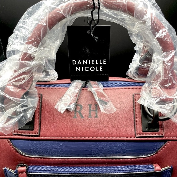 NWT DANIELLE NICOLE Alexandria bag - Picture 10 of 10